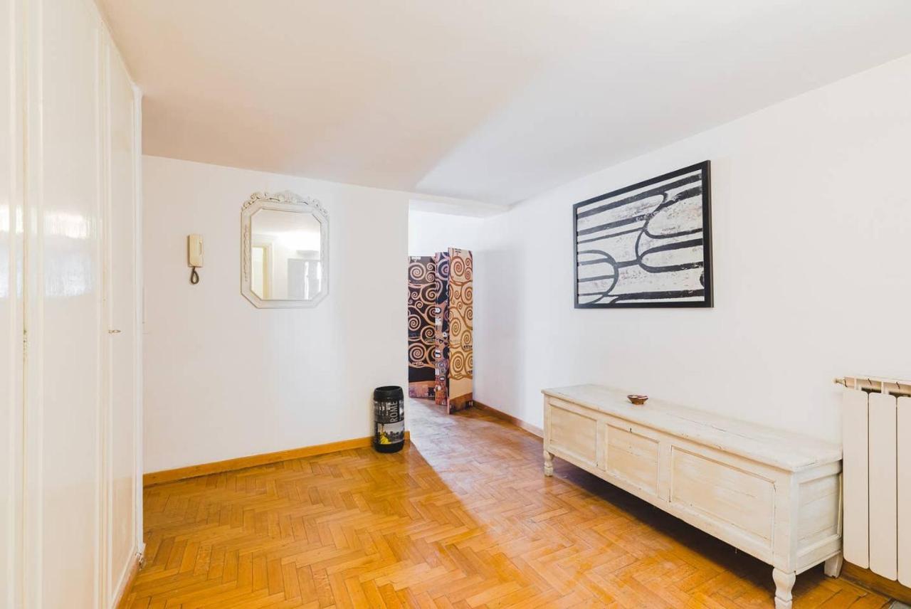 Ferienwohnung World Wide Bed Piazza Del Popolo Rom Exterior foto
