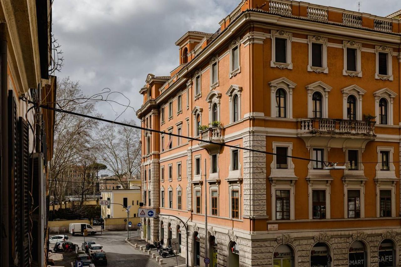 Ferienwohnung World Wide Bed Piazza Del Popolo Rom Exterior foto
