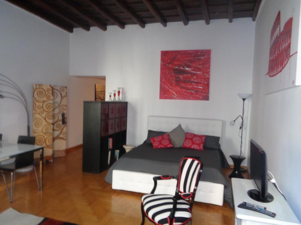Ferienwohnung World Wide Bed Piazza Del Popolo Rom Zimmer foto